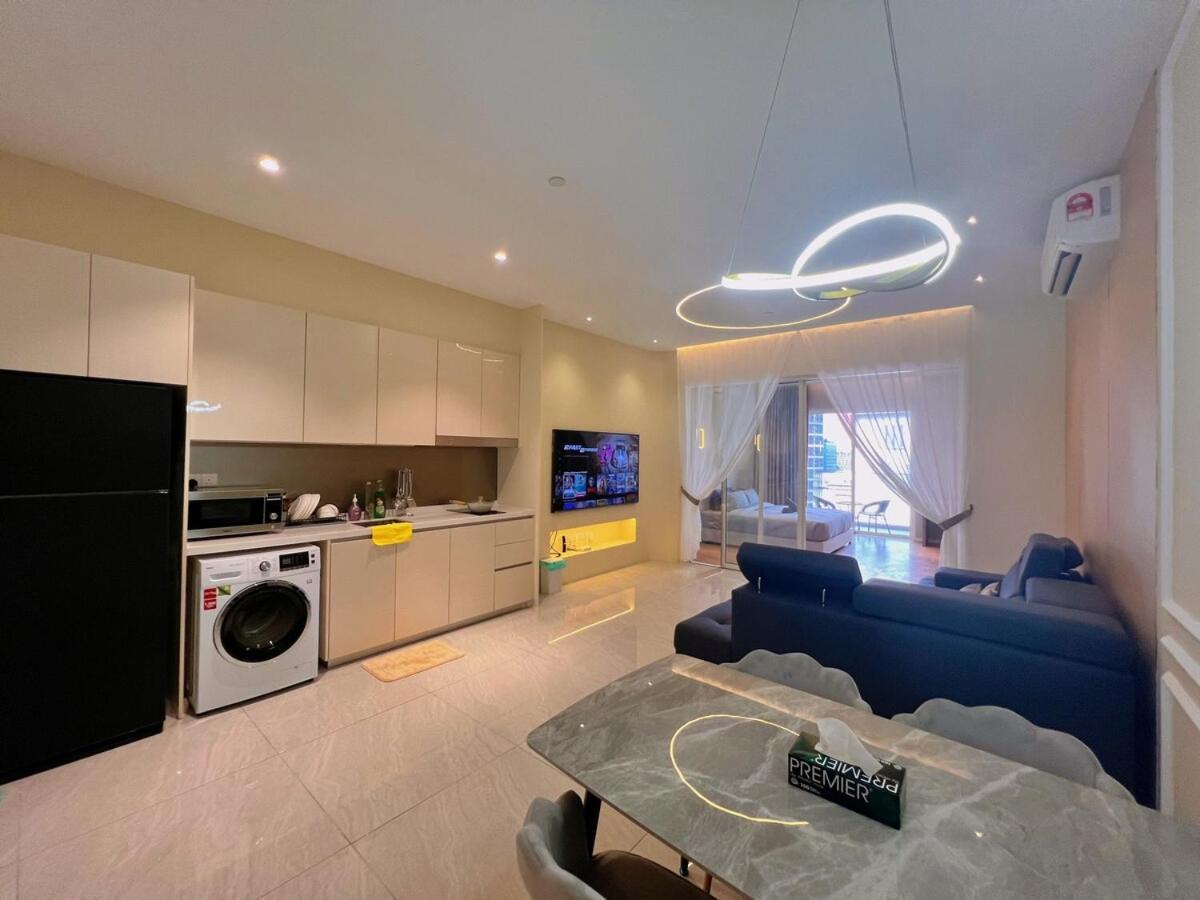 Lovely & Comfy Quill Residence, Near Monorail& Quill Mall *